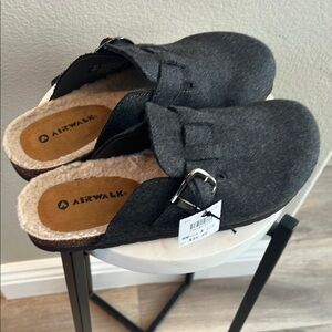 Airwalk Women's Dark Gray Felt Buckle Mules with Shearling Lining